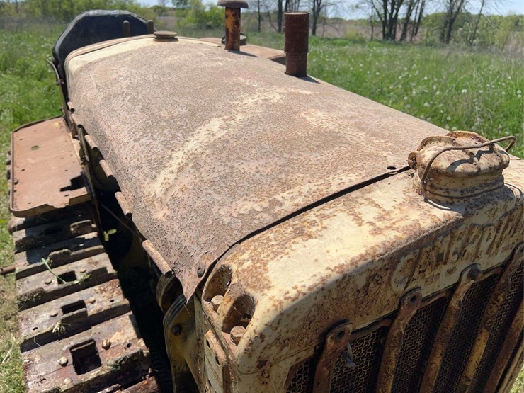 caterpillar-twenty-image-10