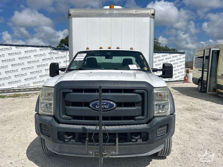 2015-ford-f550-image-48