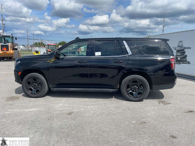 2021-chevrolet-tahoe-image-8