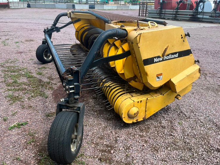 new-holland-356w-image-1