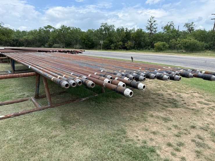 (unused)-1,271-ft.-(31-jts)-4-1/2”od-4-1/2”fh-conn-6”-6-1/2”-tool-jt-20.00#-drill-pipe-image-1