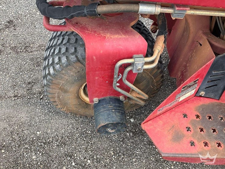 2015-toro-sand-pro-3040-bunker-rake-image-8