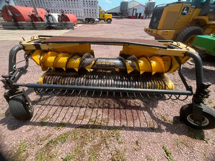 new-holland-356w-image-5