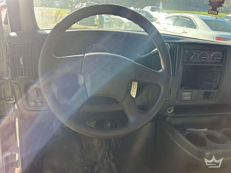2007-chevrolet-express-2500-image-11