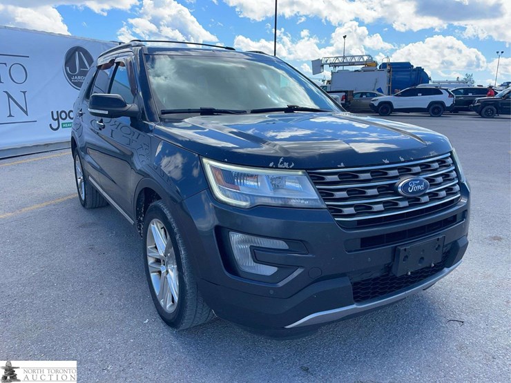 2017-ford-explorer-image-3