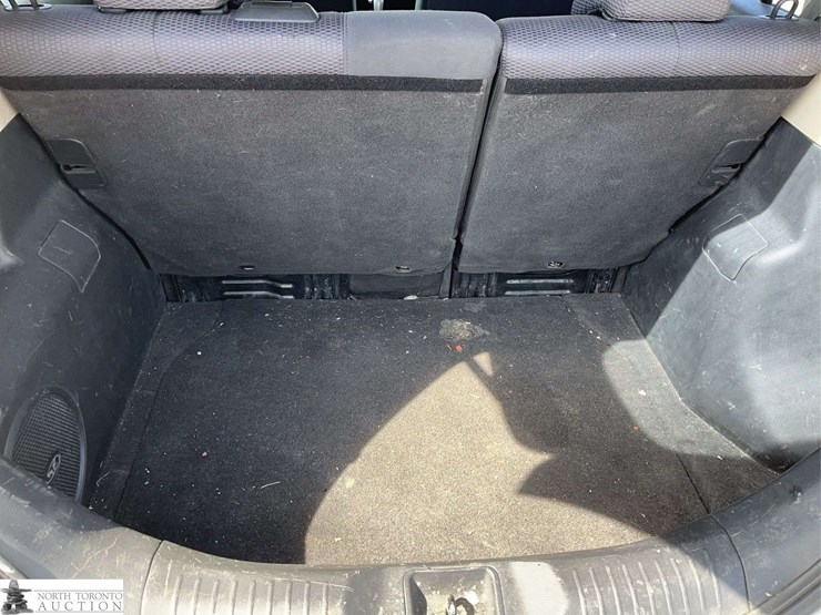2007-nissan-versa-1.8-s-4dr-hatchback-(1.8l-i4-4a)-image-19