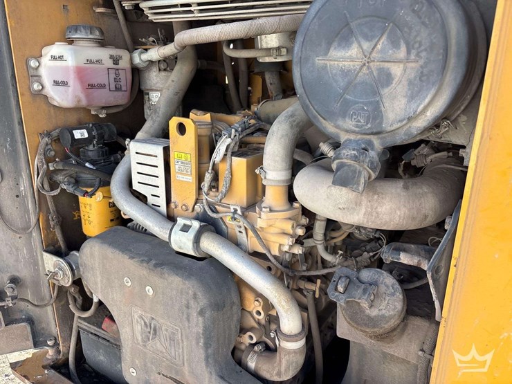2021-caterpillar-259d3-image-18