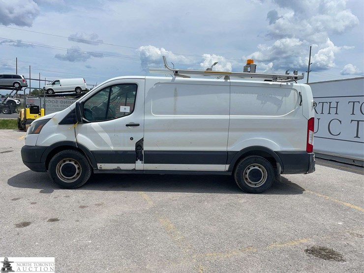 2016-ford-transit-image-8