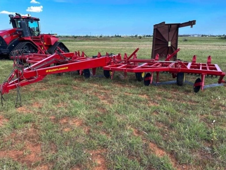 sunflower-7-shank-blade-plow---35'-image-17
