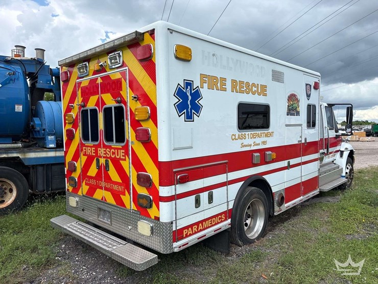 2014-international-durastar-4300-image-3