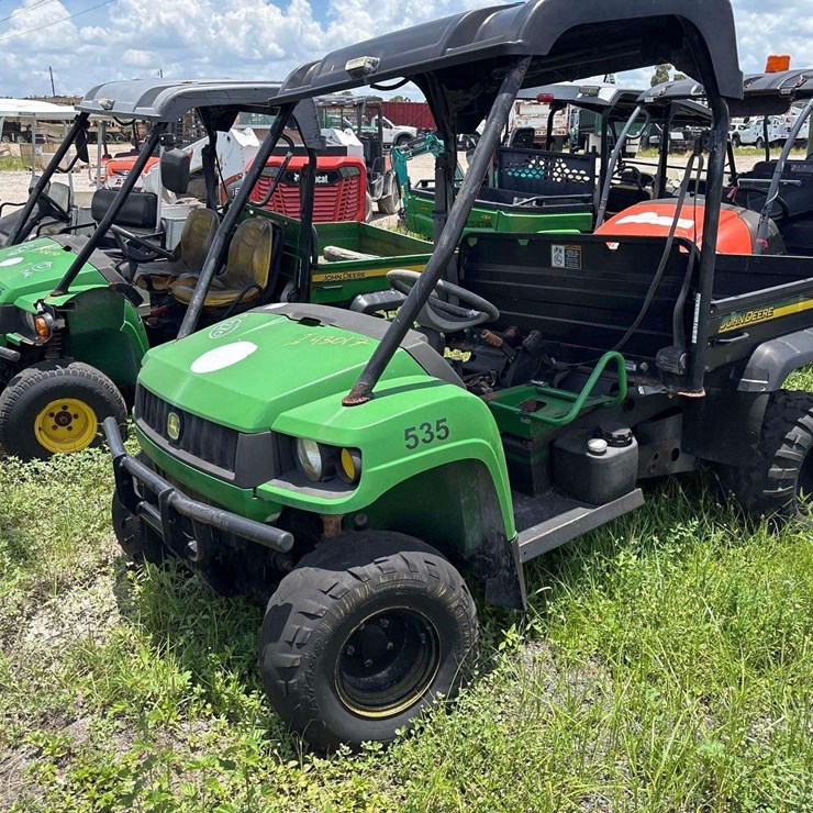 2016 JOHN DEERE GATOR