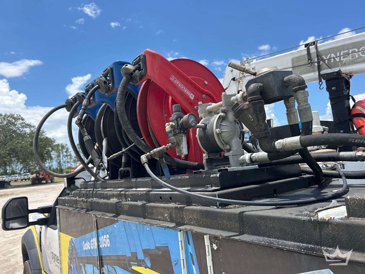 2019-ford-f550-image-21