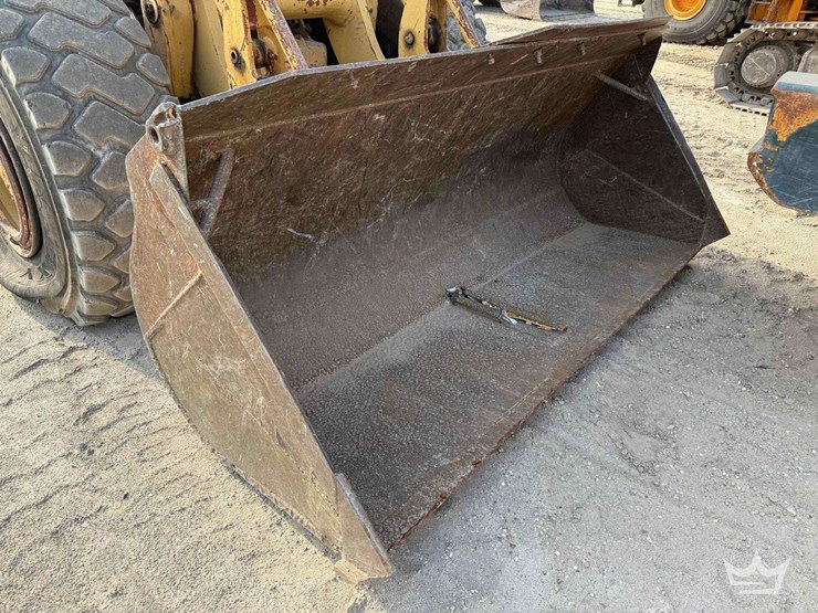 1965-caterpillar-966b-image-17