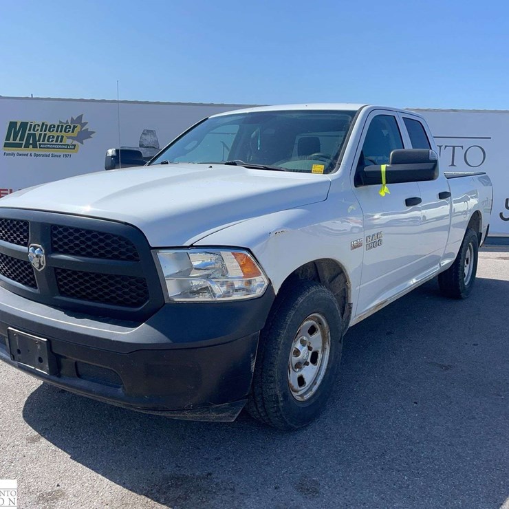 2015 DODGE 1500