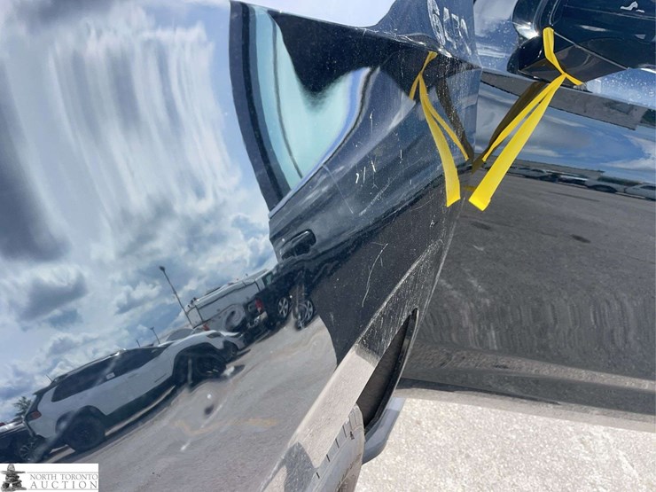 2021-chevrolet-tahoe-image-27