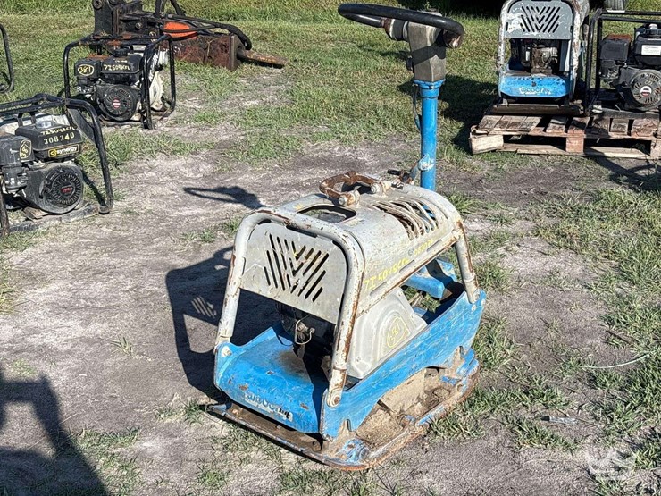 2021-weber-cr5-image-1