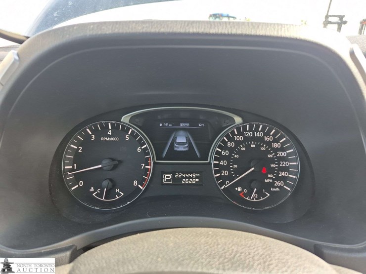 2014-nissan-pathfinder-image-12