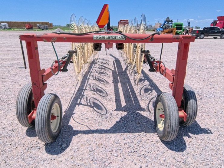 #1074-•-h&s-bf14-hi-capacity-wheel-rake-image-22