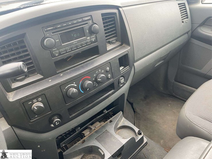 2008-dodge-ram-1500-image-13