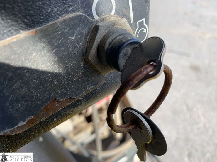 2010-wacker-neuson-rd12a-90-image-13
