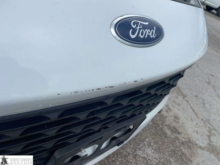 2021-ford-escape-image-26