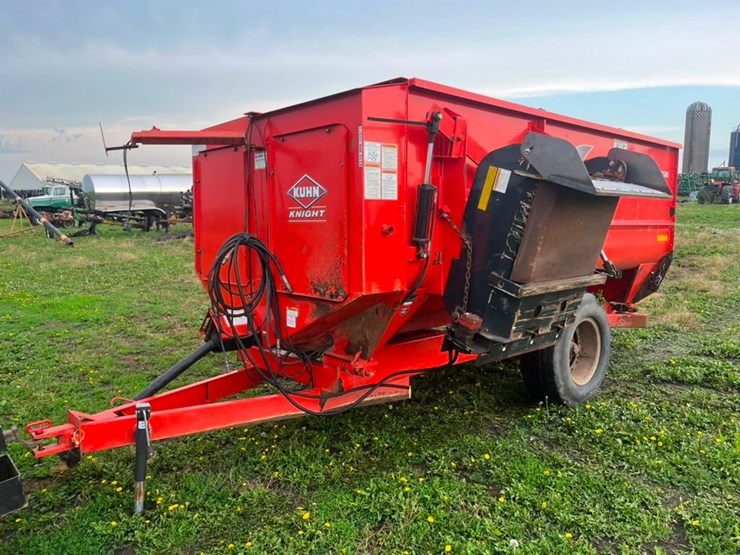 kuhn-knight-3130-image-1