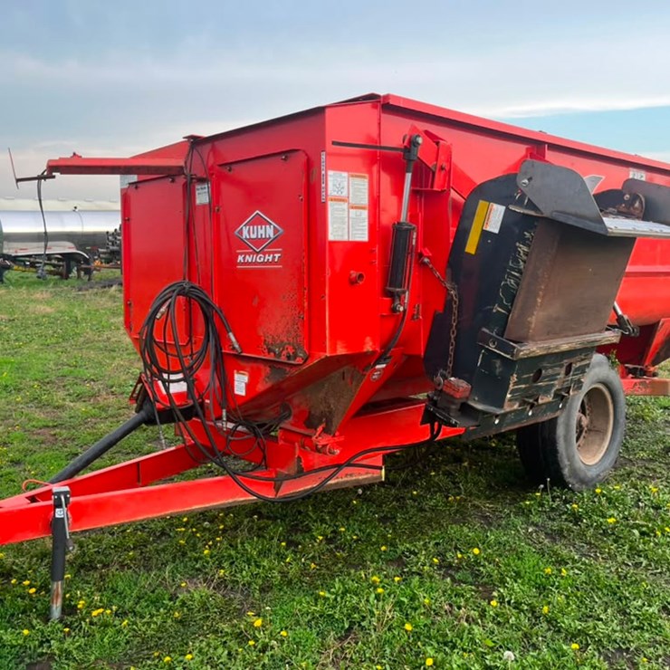 KUHN KNIGHT 3130