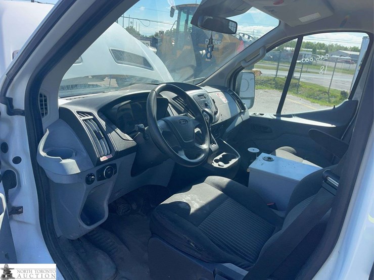 2018-ford-transit-image-11