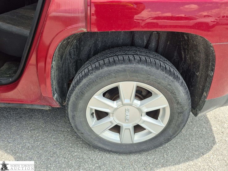 2013-gmc-terrain-image-21