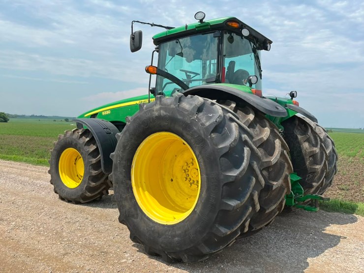 john-deere-8330-image-4