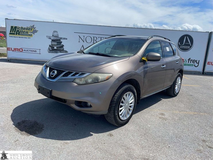 2011-nissan-murano-image-1