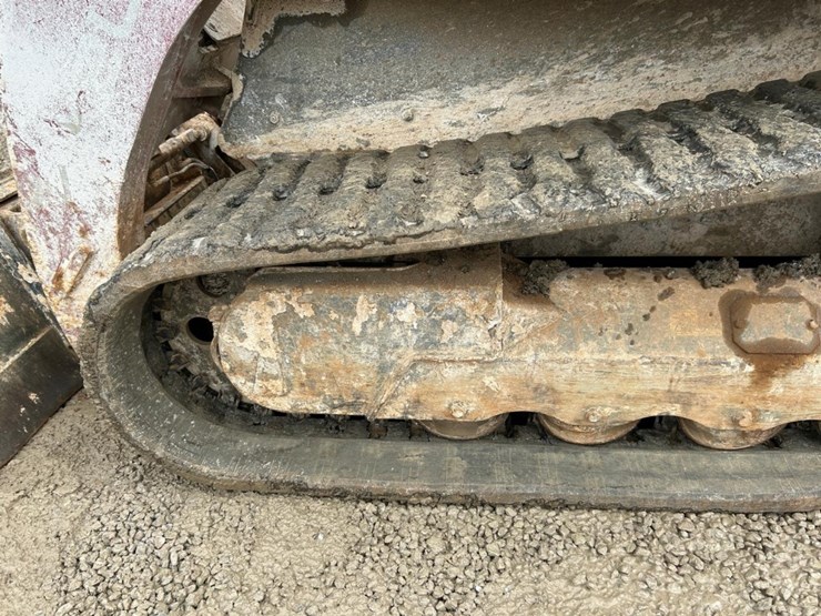 2020-takeuchi-tl12r2-image-18