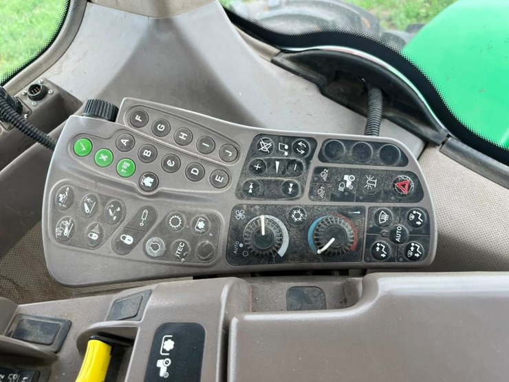 2012-john-deere-9510r-image-35