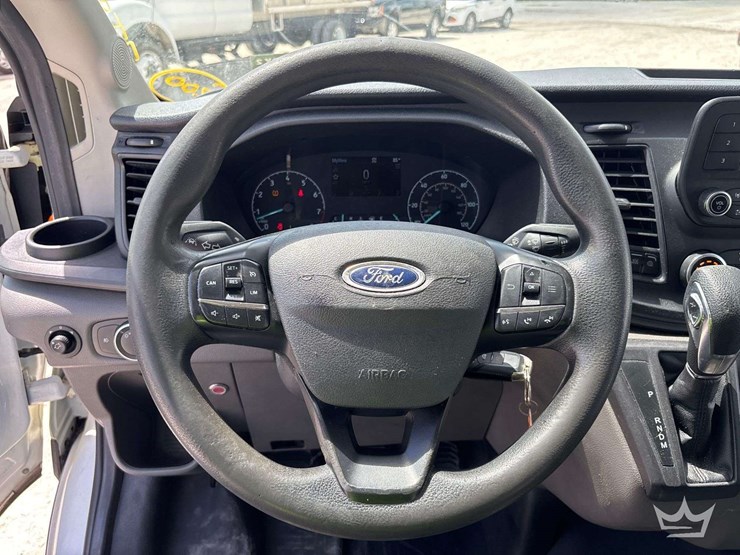 2020-ford-transit-image-13