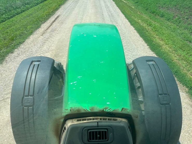 john-deere-8400-image-29