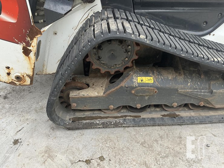 2020-bobcat-t76-image-10