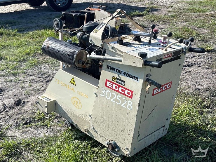 edco-ss-24-24h-24in-self-propelled-concrete-saw-image-3