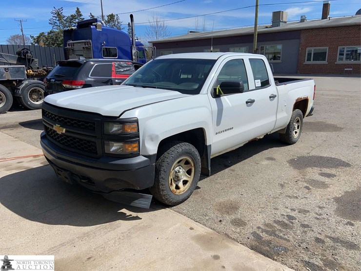 2015-chevrolet-silverado-1500-image-1
