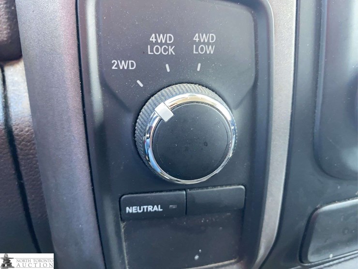 2014-dodge-1500-image-12