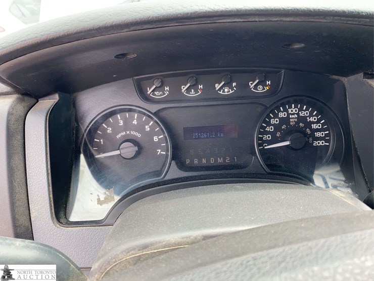2012-ford-f150-image-10