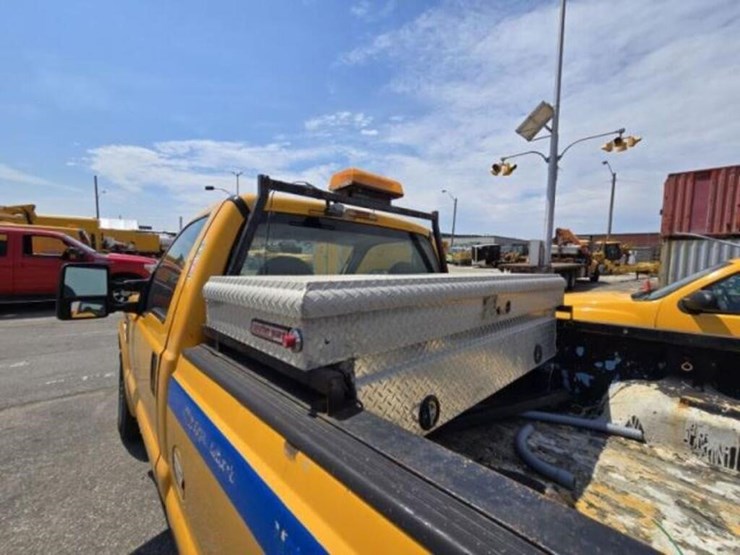 2008-ford-f250-image-25