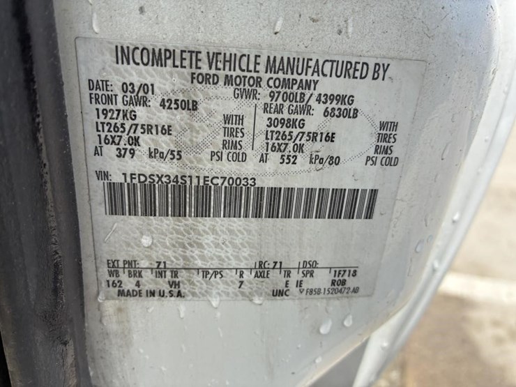 2001-ford-f350-image-25