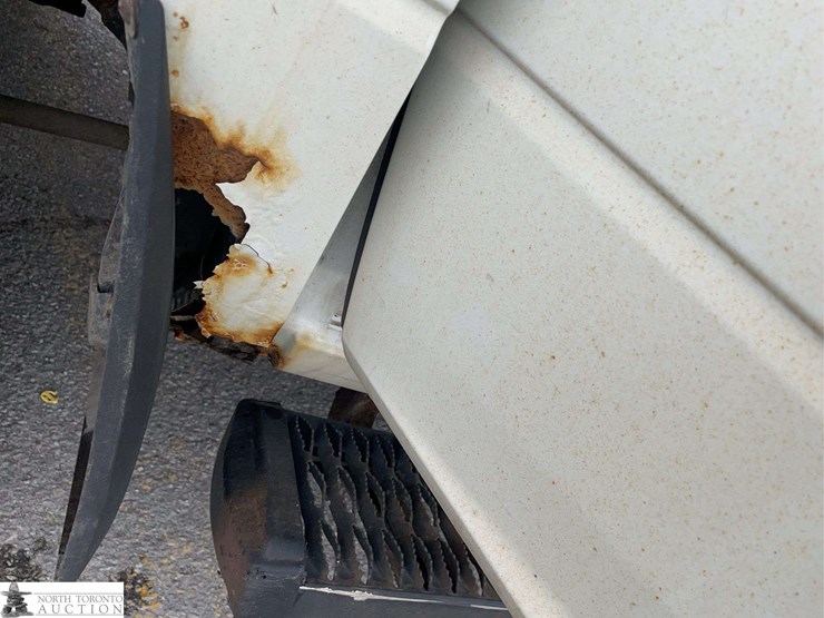 2012-dodge-2500-image-27