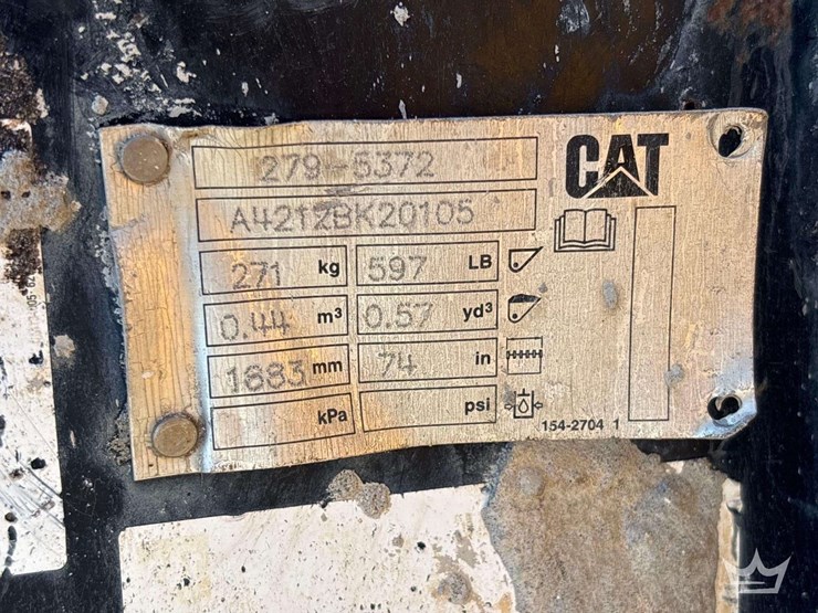 2021-caterpillar-259d3-image-13