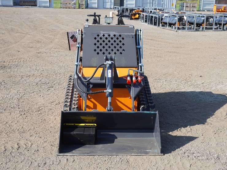 #1021-•-unused-landhonor-lhr-t460s2-tracked-mini-stand-on-skid-steer-loader---middlefield,-ohio-image-8