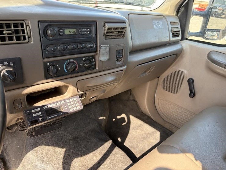 2002-ford-f350-image-22