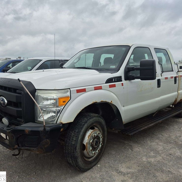 2011 FORD F350