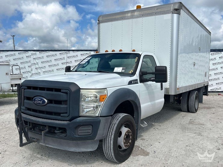 2015-ford-f550-image-1