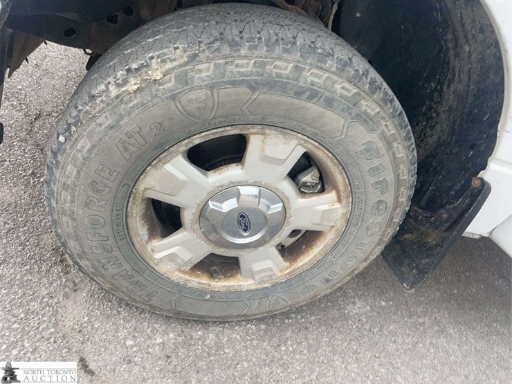 2011-ford-f150-image-25