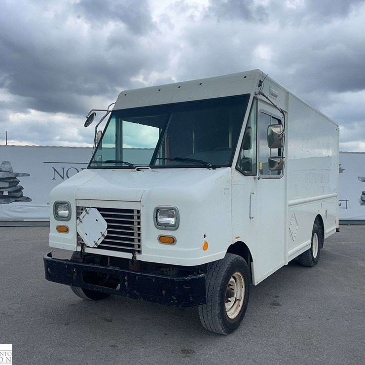 2011 Ford E-Series S/A Step Van